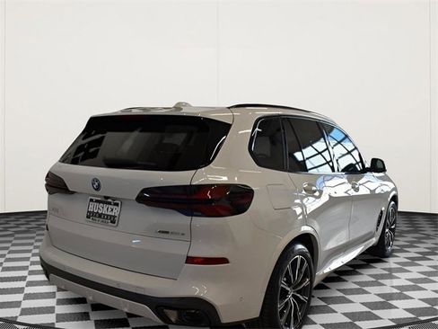 New 2026 BMW X5 xDrive50e image 4