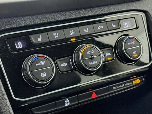 Certified 2023 Volkswagen Atlas SEL AWD/4WD image 20