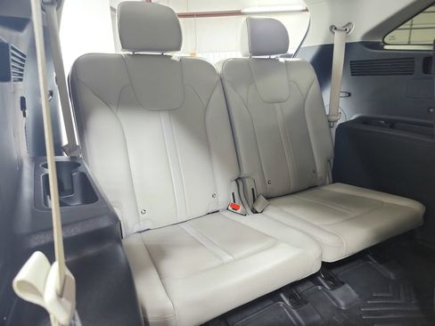 Used 2025 Kia Sorento EX FWD image 49
