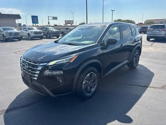 Used 2025 Nissan Rogue SV FWD image 9