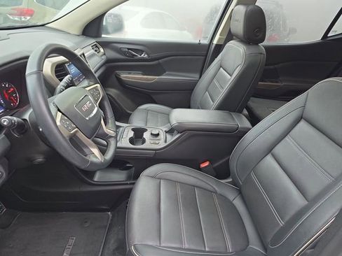 Used 2023 GMC Acadia Denali w/ Denali Ultimate Package image 9