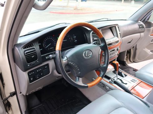 Used 2006 Lexus LX 470 4WD image 13