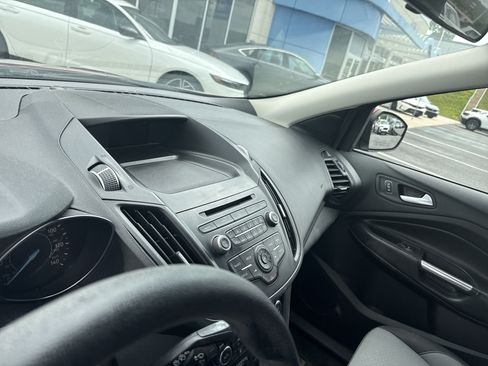 Used 2018 Ford Escape SE AWD/4WD image 10