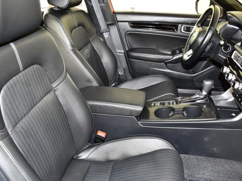 Used 2025 Honda Civic Sport Touring image 42