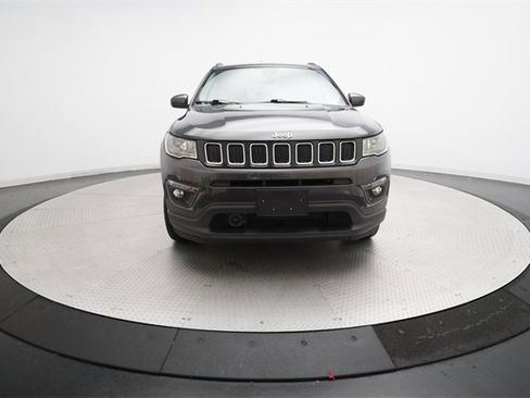 Used 2020 Jeep Compass Latitude w/ Cold Weather Group image 11