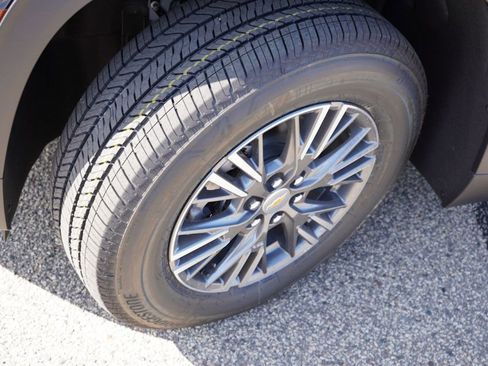 New 2026 Chevrolet Traverse LT w/ Driver Confidence Package image 9