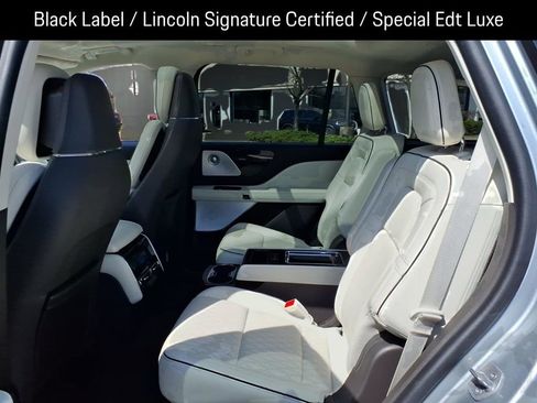 Certified 2024 Lincoln Aviator Black Label AWD/4WD image 5