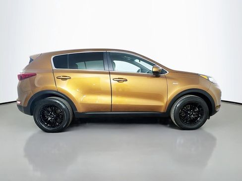 Used 2019 Kia Sportage LX image 9