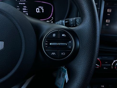 Used 2024 Kia Soul LX image 31