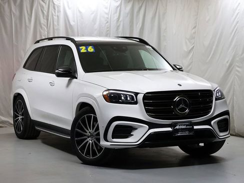 Certified 2026 Mercedes-Benz GLS 580 4MATIC image 1