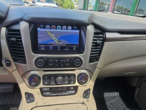 Used 2019 GMC Yukon XL Denali w/ Denali Ultimate Package RWD image 21