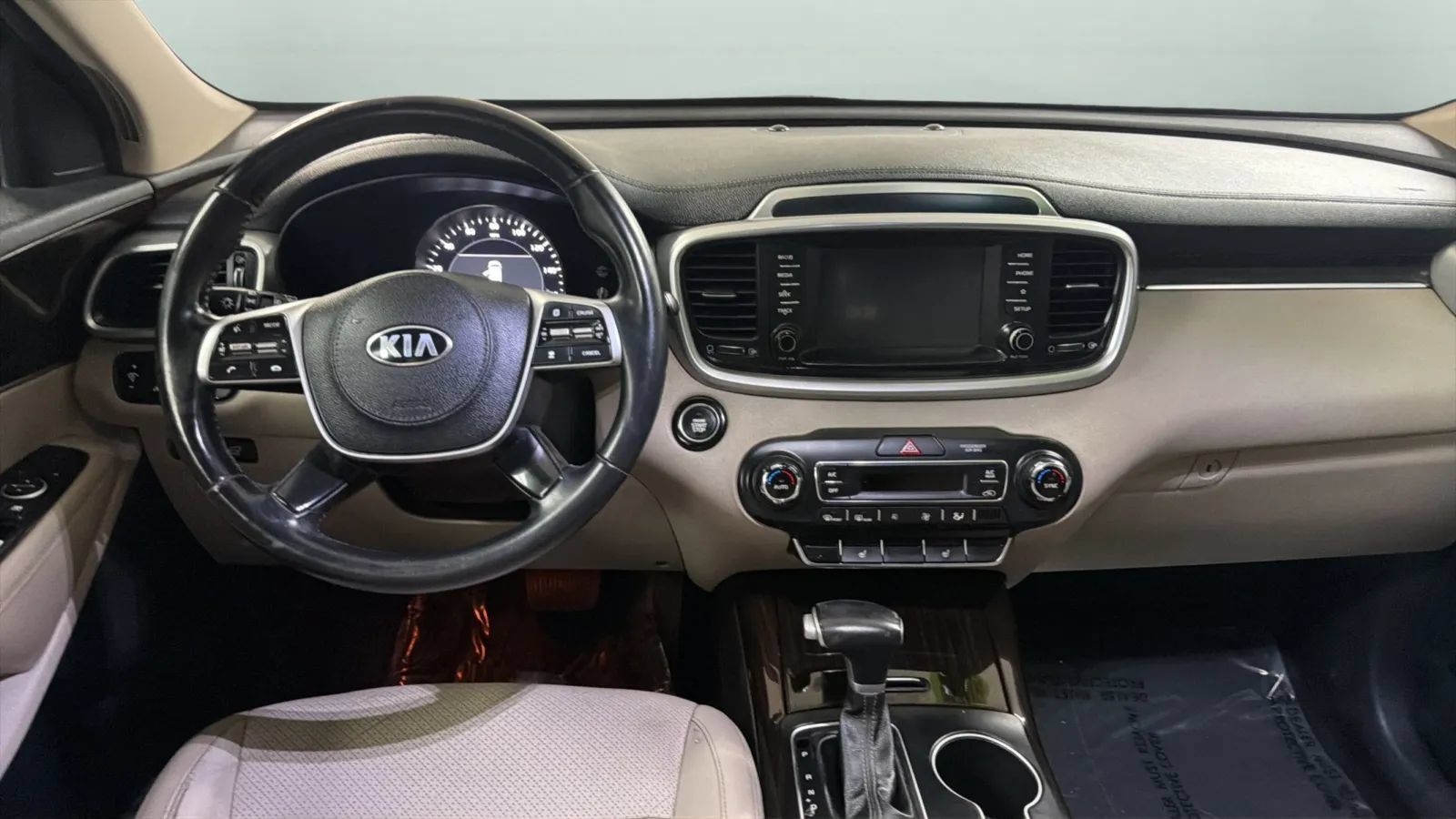 Used 2020 Kia Sorento EX FWD image 10