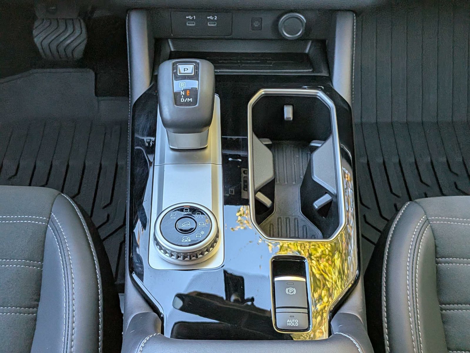 Used 2025 Mitsubishi Outlander AWD image 18