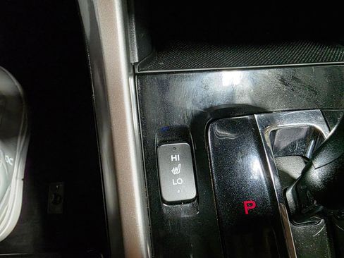 Used 2016 Honda Accord Touring image 37