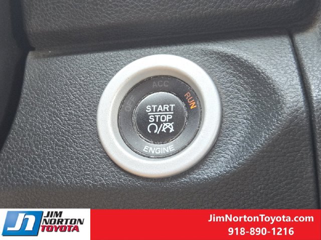 Used 2015 RAM 1500 Laramie w/ Convenience Group AWD/4WD image 22