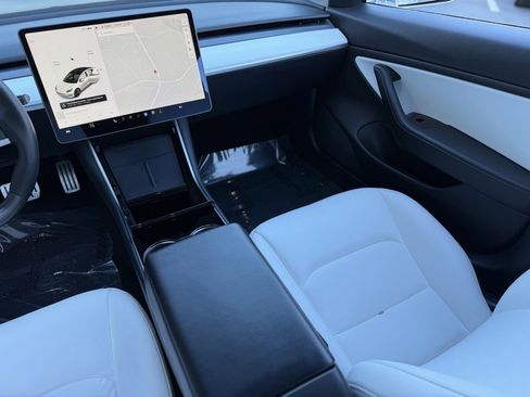 Used 2020 Tesla Model 3 Performance image 42