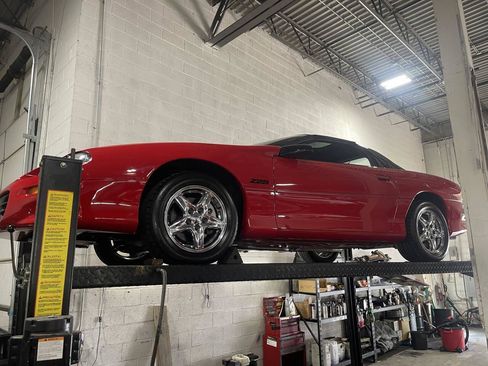 Used 1998 Chevrolet Camaro Z28 w/ Preferred Equipment Group 2 RWD image 40