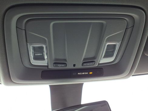 Used 2020 GMC Sierra 1500 4x4 Regular Cab w/ Sierra Value Package image 19