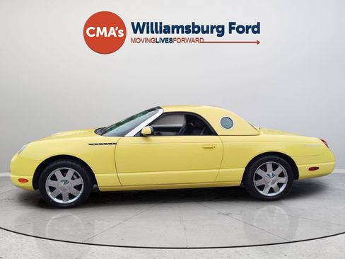 Used 2002 Ford Thunderbird RWD image 2