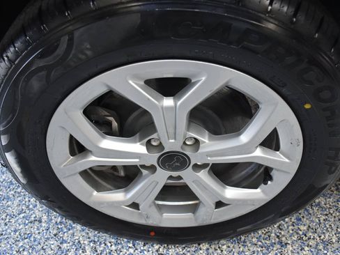 Used 2025 Jeep Compass Latitude w/ Sun & Sound Group AWD/4WD image 32