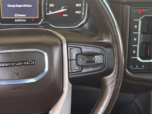 Used 2021 GMC Yukon Denali w/ Denali Premium Package AWD/4WD image 38