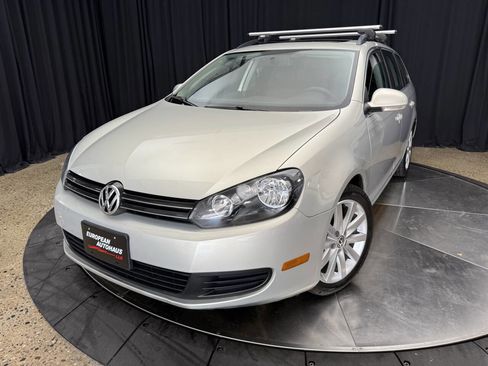 Used 2011 Volkswagen Jetta SE image 3
