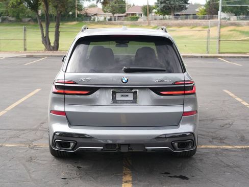 New 2027 BMW X7 xDrive40i w/ M Sport Package AWD/4WD image 4