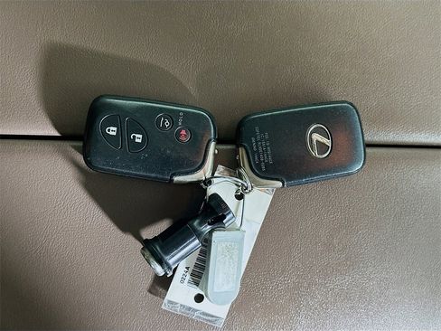 Used 2017 Lexus GX 460 image 34