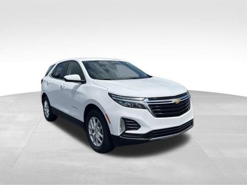 Used 2024 Chevrolet Equinox LT w/ LPO, Floor Liner Package AWD/4WD image 7