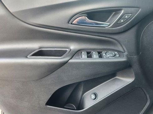 Used 2019 Chevrolet Equinox LT image 25