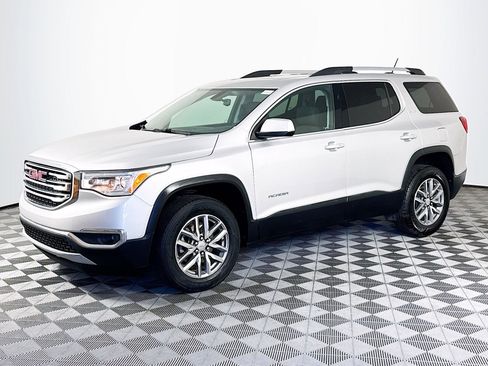 Used 2018 GMC Acadia SLE FWD image 4