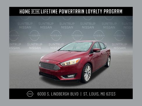 Used 2017 Ford Focus Titanium FWD image 1