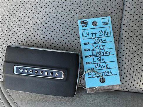 New 2024 Jeep Wagoneer L 4WD w/ Convenience Group I image 24