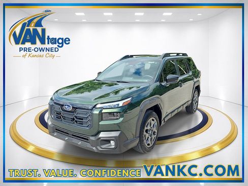 Certified 2026 Subaru Outback Premium AWD/4WD image 1