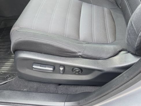 Used 2020 Honda CR-V EX image 18