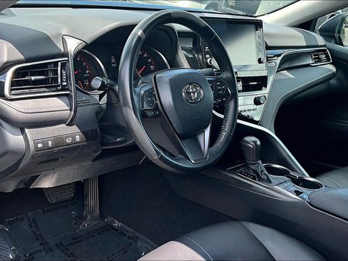 Used 2023 Toyota Camry XSE FWD image 13