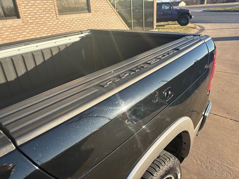 Used 2020 RAM 1500 Laramie image 14