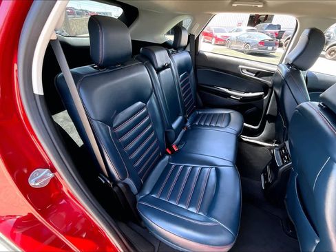 Certified 2024 Ford Edge SEL w/ Sport Appearance Package AWD/4WD image 19