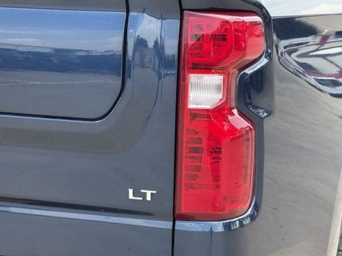 Used 2022 Chevrolet Silverado 1500 LT RWD image 7