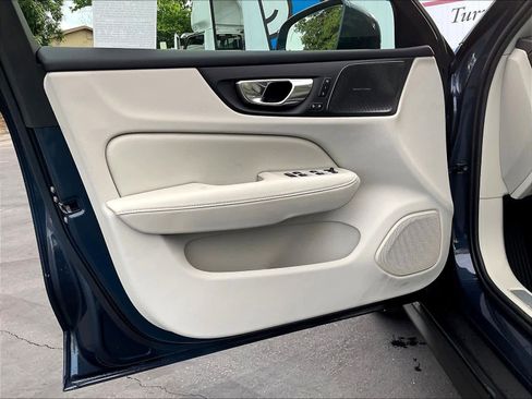 New 2026 Volvo V60 B5 Cross Country Plus w/ Climate Package image 24