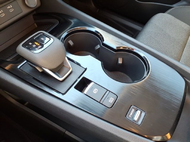 Used 2025 Nissan Rogue SV FWD image 22