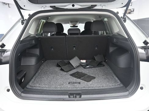 Used 2025 Volkswagen Tiguan S FWD image 26