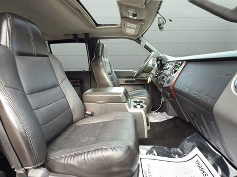 Used 2009 Ford F350 Lariat image 21