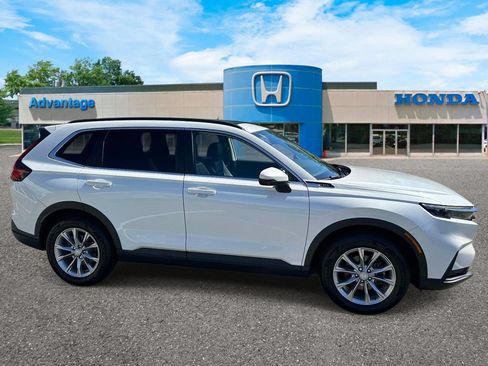 Used 2023 Honda CR-V EX-L image 3