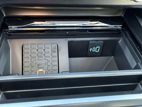 New 2026 Ford F350 Lariat w/ Black Appearance Package image 19