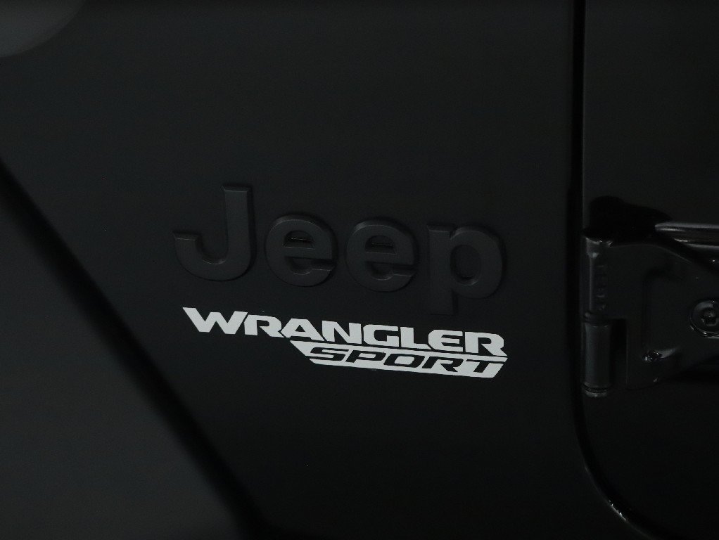 Used 2021 Jeep Wrangler Sport AWD/4WD image 34