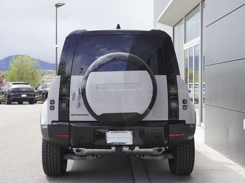 New 2026 Land Rover Defender 110 S AWD/4WD image 6