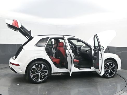Used 2023 Audi SQ5 Prestige image 37