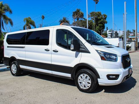 Used 2023 Ford Transit 350 XLT RWD image 8