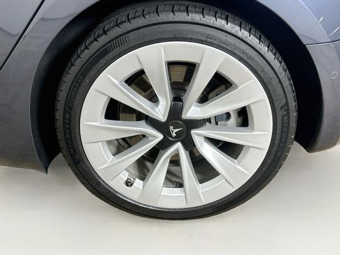 Used 2022 Tesla Model 3 Long Range AWD/4WD image 11